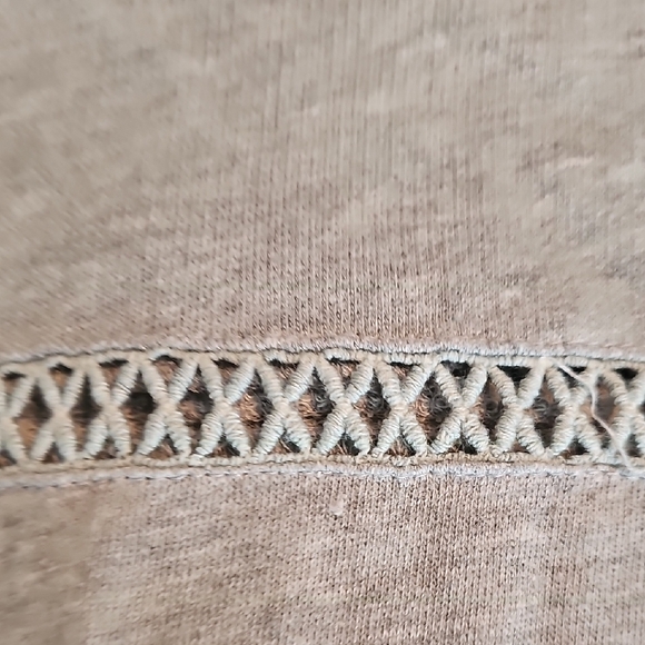 NWOT POL Size Small Gray Lace Trim Women's Top - Picture 7 of 8